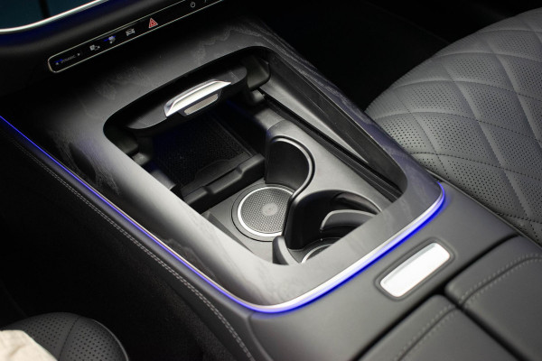 Mercedes-Benz E-Klasse E300 e 4MATIC AMG Line |Pano|Org.NL|HyperScreen|Burmester|Memory|VOLL|