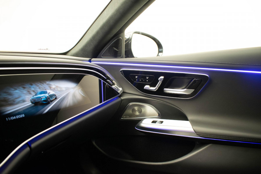 Mercedes-Benz E-Klasse E300 e 4MATIC AMG Line |Pano|Org.NL|HyperScreen|Burmester|Memory|VOLL|