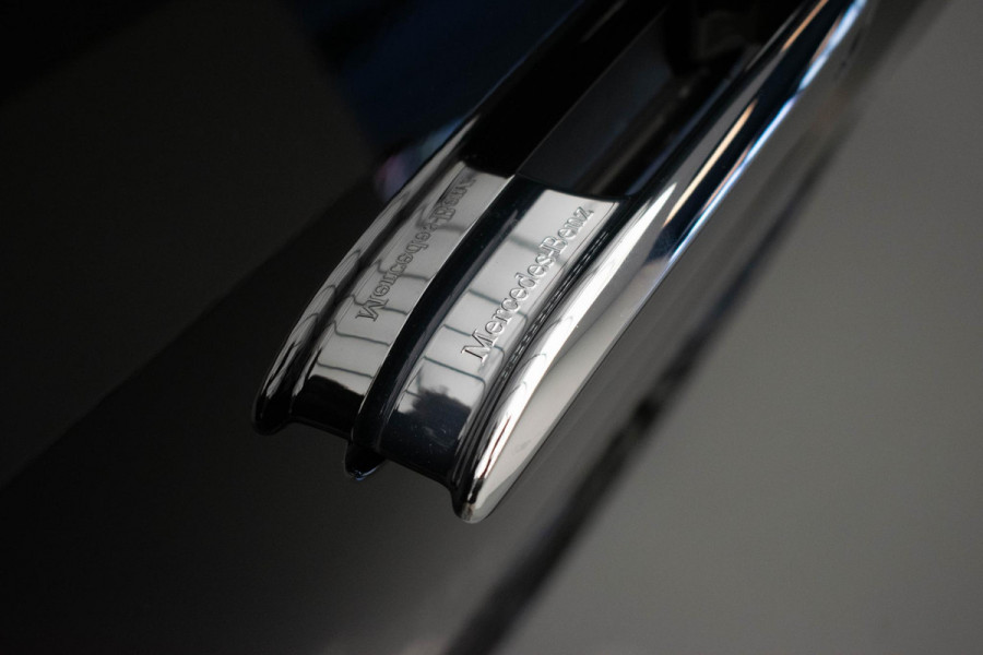 Mercedes-Benz E-Klasse E300 e 4MATIC AMG Line |Pano|Org.NL|HyperScreen|Burmester|Memory|VOLL|