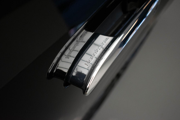 Mercedes-Benz E-Klasse E300 e 4MATIC AMG Line |Pano|Org.NL|HyperScreen|Burmester|Memory|VOLL|