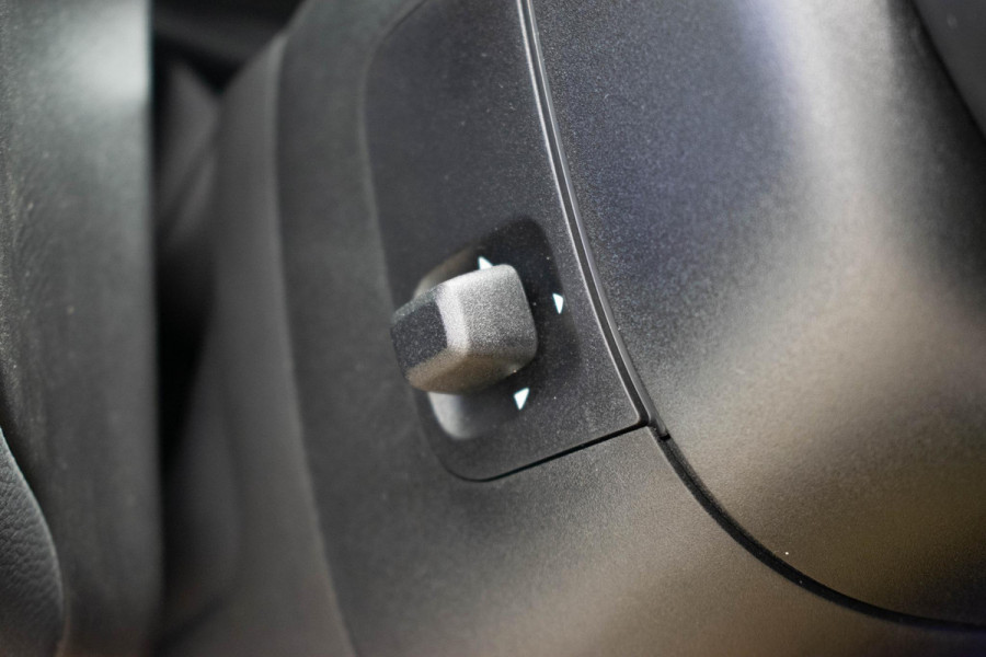 Mercedes-Benz E-Klasse E300 e 4MATIC AMG Line |Pano|Org.NL|HyperScreen|Burmester|Memory|VOLL|