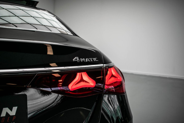 Mercedes-Benz E-Klasse E300 e 4MATIC AMG Line |Pano|Org.NL|HyperScreen|Burmester|Memory|VOLL|