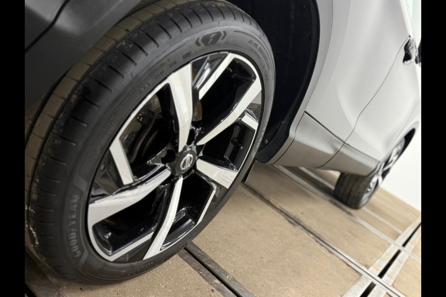 Nissan QASHQAI 1.6 N-Connecta 163 PK | FaceLift | LED | Panorama | Leder | Parkeerhulp | Camera | Navi | Clima |