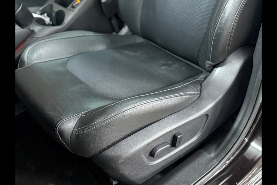 Nissan QASHQAI 1.6 N-Connecta 163 PK | FaceLift | LED | Panorama | Leder | Parkeerhulp | Camera | Navi | Clima |