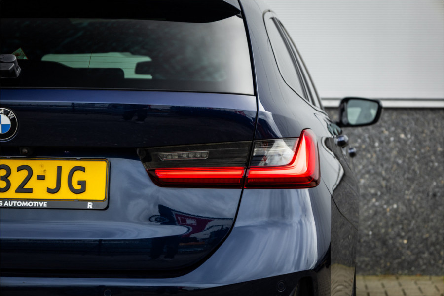 BMW 3 Serie Touring 320i Sportline Panorama / Camera / Individual / HiFi /