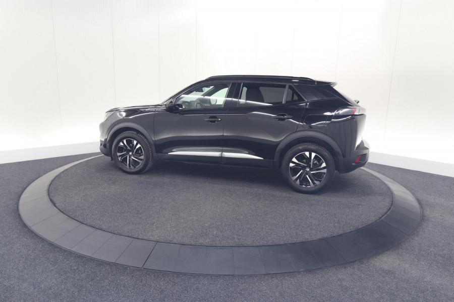 Peugeot 2008 PureTech 130 GT-Line | Camera | Adaptieve Cruise Control | Allseason Banden | Navigatie