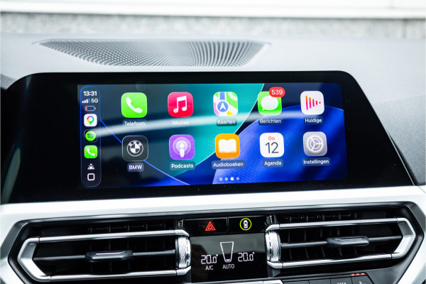 BMW 3 Serie Touring 320i Sportline Panorama / Camera / Individual / HiFi /