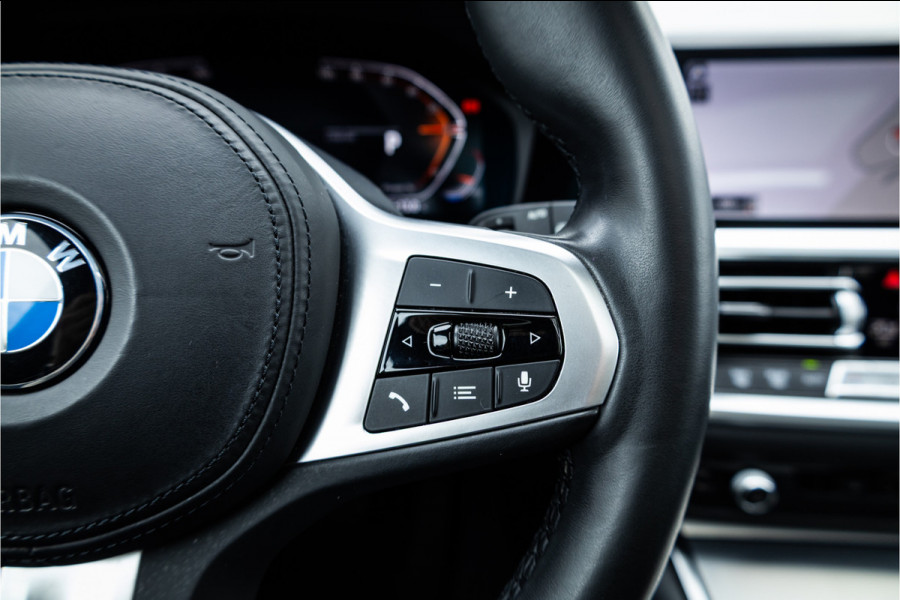 BMW 3 Serie Touring 320i Sportline Panorama / Camera / Individual / HiFi /