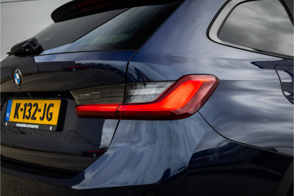 BMW 3 Serie Touring 320i Sportline Panorama / Camera / Individual / HiFi /