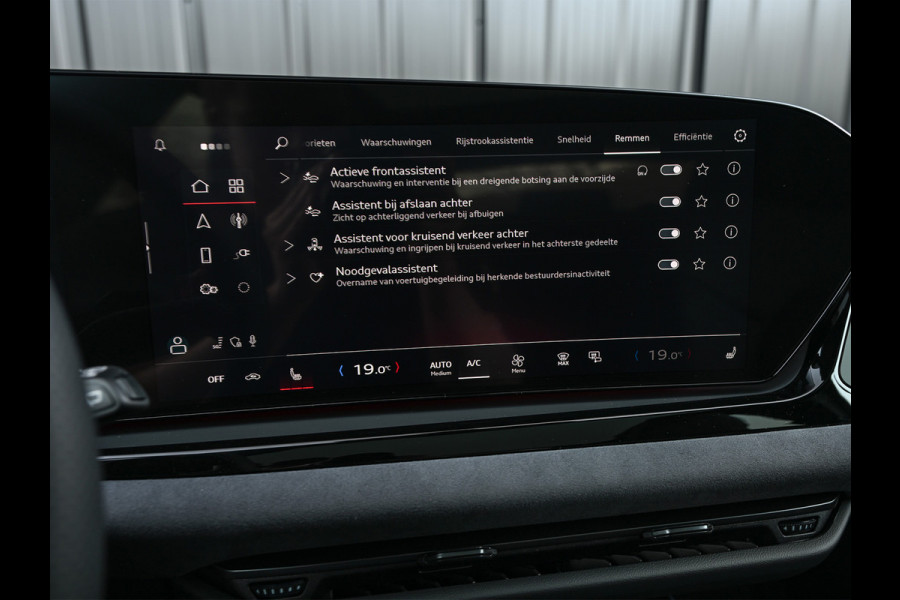 Audi A5 Avant 2.0 e-hybrid quattro S edition 368PK Competition | Nimbus grey | S-Seats | Panoramadak | B&O Sound | Head-Up | 360 Camera | Adaptvie Cruise | Trekhaak | Passagiers display |