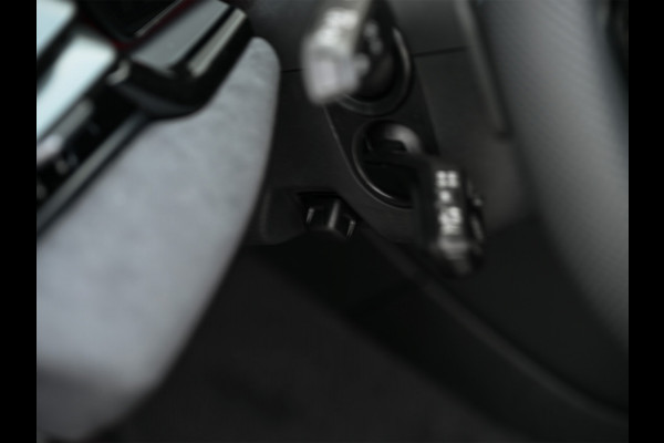 Audi A5 Avant 2.0 e-hybrid quattro S edition 368PK Competition | Nimbus grey | S-Seats | Panoramadak | B&O Sound | Head-Up | 360 Camera | Adaptvie Cruise | Trekhaak | Passagiers display |