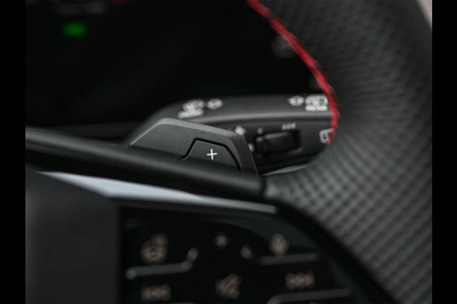 Audi A5 Avant 2.0 e-hybrid quattro S edition 368PK Competition | Nimbus grey | S-Seats | Panoramadak | B&O Sound | Head-Up | 360 Camera | Adaptvie Cruise | Trekhaak | Passagiers display |