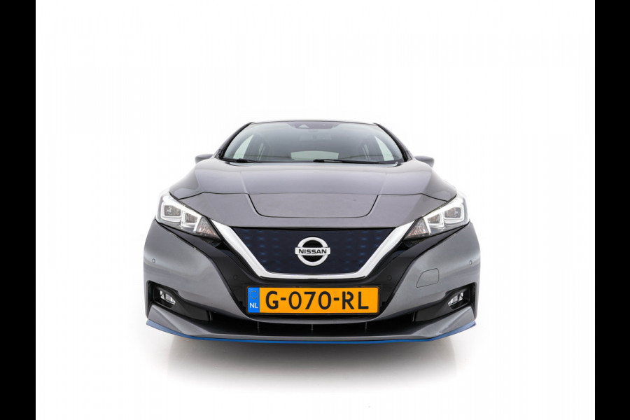 Nissan Leaf 3.Zero Limited Edition 62 kWh {SOH-93%} (INCL-BTW) Aut. *HEATPUMP | LEATHER | FULL-LED | DIGI-COCKPIT | TOPVIEW | BOSE-AUDIO | KEYLESS | DAB+ | BLINDSPOT | ECC | ADAPTIVE-CRUISE | PDC | HEATED-COMFORTSEATS | PRIVACYGLASS | 17"ALU*