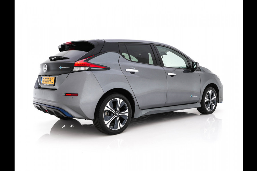 Nissan Leaf 3.Zero Limited Edition 62 kWh {SOH-93%} (INCL-BTW) Aut. *HEATPUMP | LEATHER | FULL-LED | DIGI-COCKPIT | TOPVIEW | BOSE-AUDIO | KEYLESS | DAB+ | BLINDSPOT | ECC | ADAPTIVE-CRUISE | PDC | HEATED-COMFORTSEATS | PRIVACYGLASS | 17"ALU*