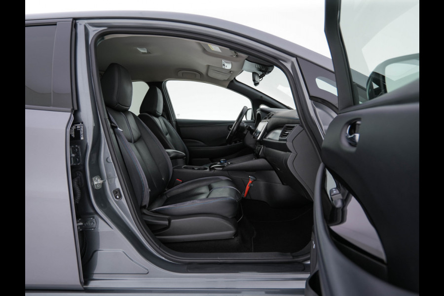 Nissan Leaf 3.Zero Limited Edition 62 kWh {SOH-93%} (INCL-BTW) Aut. *HEATPUMP | LEATHER | FULL-LED | DIGI-COCKPIT | TOPVIEW | BOSE-AUDIO | KEYLESS | DAB+ | BLINDSPOT | ECC | ADAPTIVE-CRUISE | PDC | HEATED-COMFORTSEATS | PRIVACYGLASS | 17"ALU*