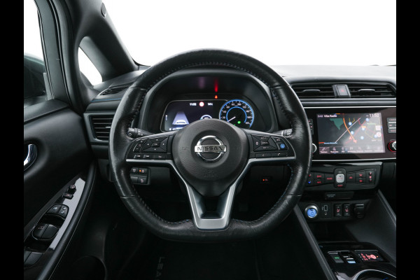 Nissan Leaf 3.Zero Limited Edition 62 kWh {SOH-93%} (INCL-BTW) Aut. *HEATPUMP | LEATHER | FULL-LED | DIGI-COCKPIT | TOPVIEW | BOSE-AUDIO | KEYLESS | DAB+ | BLINDSPOT | ECC | ADAPTIVE-CRUISE | PDC | HEATED-COMFORTSEATS | PRIVACYGLASS | 17"ALU*