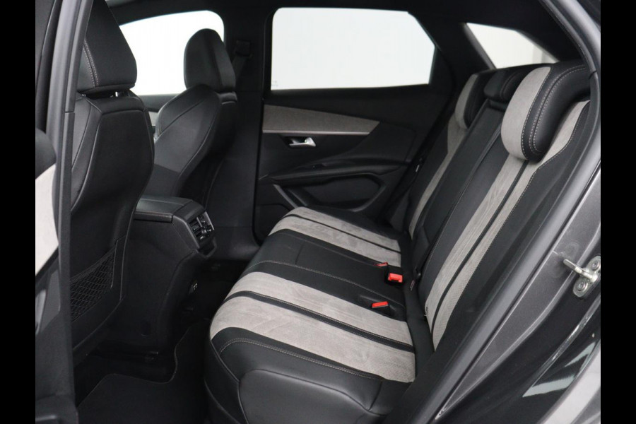 Peugeot 3008 1.6 HYbrid 225 GT Line | Stoelverwarming | Adaptive cruise | Alcantara | Camera | Carplay | 19'' | Dodehoek detectie | Navigatie | Full LED | Parkeerhulp | Climate control | PHEV | Plug In