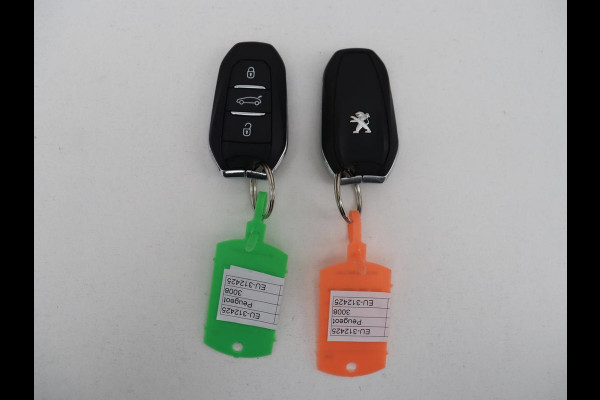 Peugeot 3008 1.6 HYbrid 225 GT Line | Stoelverwarming | Adaptive cruise | Alcantara | Camera | Carplay | 19'' | Dodehoek detectie | Navigatie | Full LED | Parkeerhulp | Climate control | PHEV | Plug In