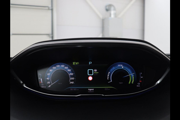 Peugeot 3008 1.6 HYbrid 225 GT Line | Stoelverwarming | Adaptive cruise | Alcantara | Camera | Carplay | 19'' | Dodehoek detectie | Navigatie | Full LED | Parkeerhulp | Climate control | PHEV | Plug In
