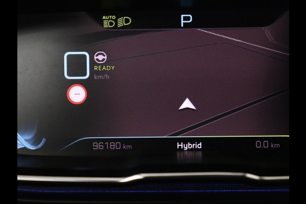 Peugeot 3008 1.6 HYbrid 225 GT Line | Stoelverwarming | Adaptive cruise | Alcantara | Camera | Carplay | 19'' | Dodehoek detectie | Navigatie | Full LED | Parkeerhulp | Climate control | PHEV | Plug In
