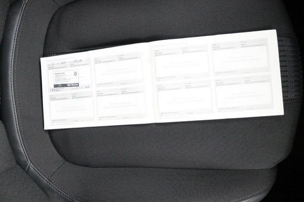 Peugeot 308 SW 1.2*MASSAGE*130PK*AUTOM.*ECC*CRUISE*CAMERA*CARPLAY