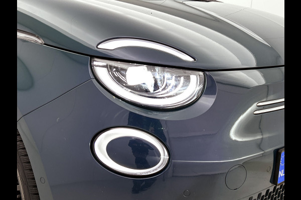 Fiat 500E CABRIO La Prima 119PK / 42 kWh / SOH 88% / Leder / Adap-Cruise / Pdc+Camera / Navigatie / Airco-ecc. / Apple Carplay Android / Apk 11-2026