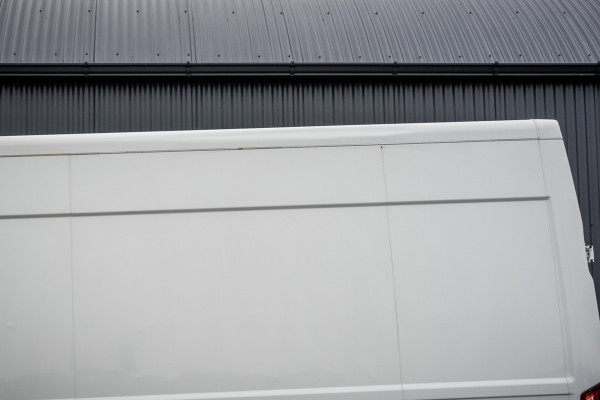 Iveco Daily **35S14V 2.3 L2H2 | Automaat | Euro 6 | Cruise | Climate | 3500 KG Trekgewicht | Trekhaak**