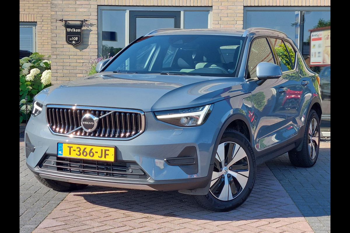 Volvo XC40 1.5 T4 Plug-in hybrid Core Bright | WinterPack | Camera | NAP