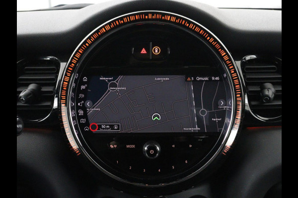 MINI Cooper 1.5 Business Edition | Harman/Kardon | Carplay | Verwarmde voorruit | Navigatie | Full LED | Half leder | Parkeerhulp | Climate control | Cruise control | Bluetooth | British Racing Green