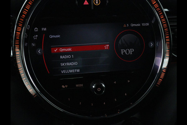 MINI Cooper 1.5 Business Edition | Harman/Kardon | Carplay | Verwarmde voorruit | Navigatie | Full LED | Half leder | Parkeerhulp | Climate control | Cruise control | Bluetooth | British Racing Green