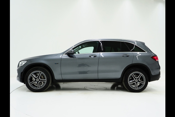 Mercedes-Benz GLC 300e 4MATIC AMG | Panoramadak | 360 | Leder | Virtual | Stoelverwarming | Dodehoek | LED