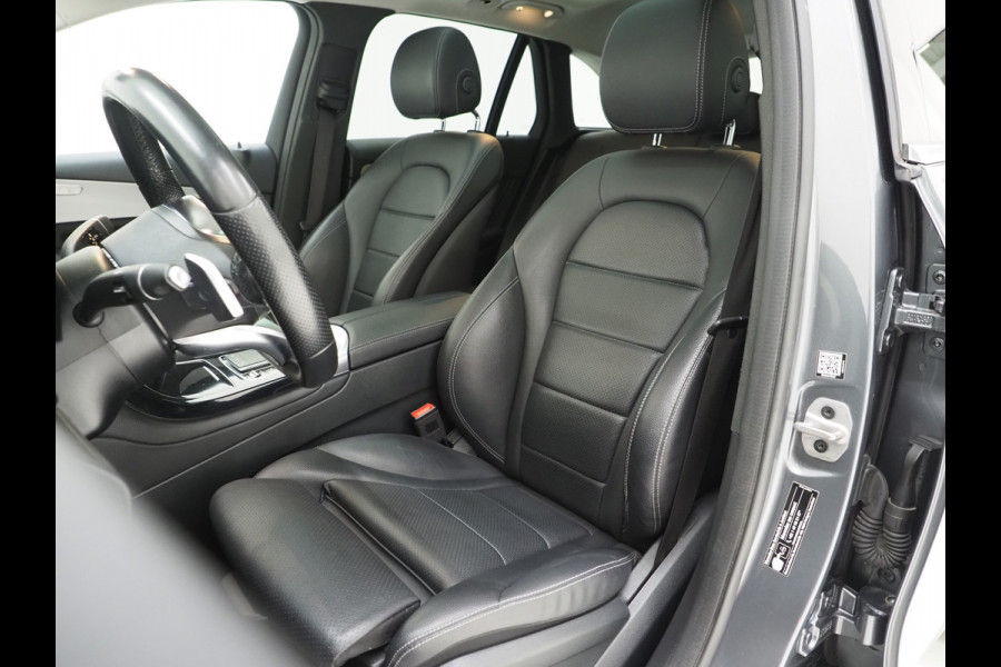 Mercedes-Benz GLC 300e 4MATIC AMG | Panoramadak | 360 | Leder | Virtual | Stoelverwarming | Dodehoek | LED