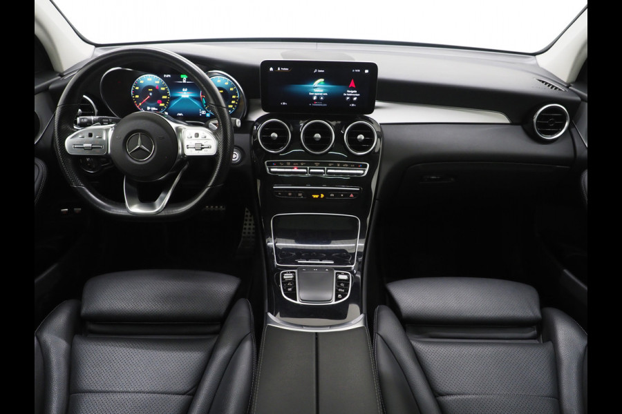 Mercedes-Benz GLC 300e 4MATIC AMG | Panoramadak | 360 | Leder | Virtual | Stoelverwarming | Dodehoek | LED