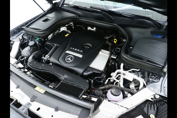 Mercedes-Benz GLC 300e 4MATIC AMG | Panoramadak | 360 | Leder | Virtual | Stoelverwarming | Dodehoek | LED