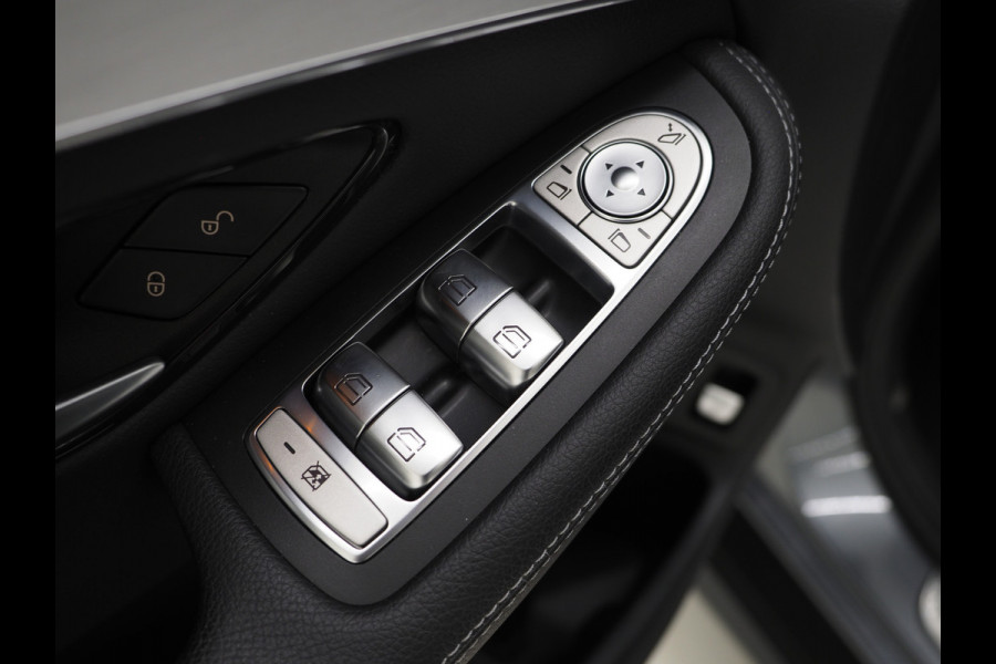 Mercedes-Benz GLC 300e 4MATIC AMG | Panoramadak | 360 | Leder | Virtual | Stoelverwarming | Dodehoek | LED