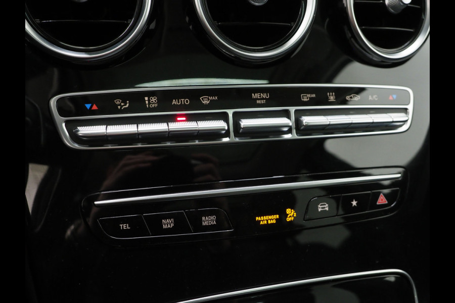Mercedes-Benz GLC 300e 4MATIC AMG | Panoramadak | 360 | Leder | Virtual | Stoelverwarming | Dodehoek | LED