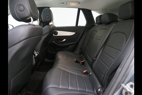 Mercedes-Benz GLC 300e 4MATIC AMG | Panoramadak | 360 | Leder | Virtual | Stoelverwarming | Dodehoek | LED