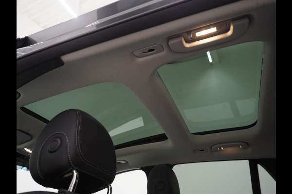 Mercedes-Benz GLC 300e 4MATIC AMG | Panoramadak | 360 | Leder | Virtual | Stoelverwarming | Dodehoek | LED