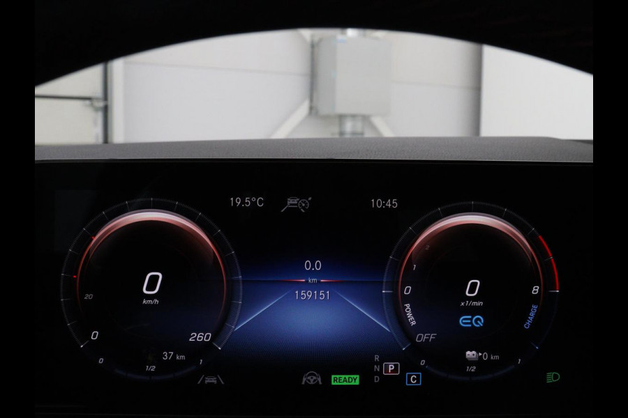 Mercedes-Benz GLA 250e AMG Night | Adaptive cruise | Stoelverwarming | Camera | Half leder | Park Assist | Leder/Alcantara | Widescreen | Sfeerverlichting | Climate control | PHEV | Plug In
