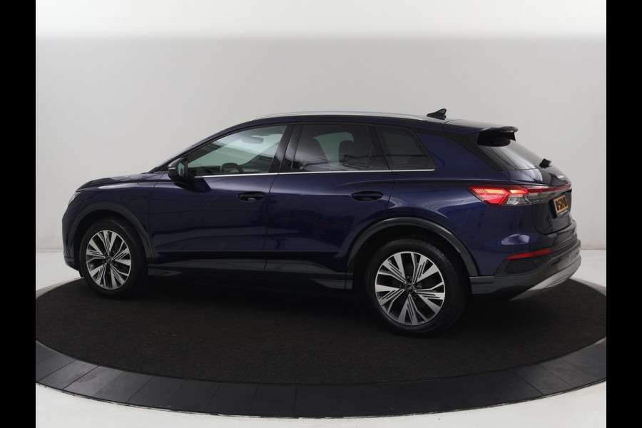 Audi Q4 e-tron 35 Launch edition Advanced 55 kWh | Warmtepomp | Stoelverwarming | Matrix LED | Carplay | Virtual Cockpit | Parkeerhulp | 19'' | Sportstoelen | Navigatie | Cruise control