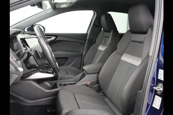 Audi Q4 e-tron 35 Launch edition Advanced 55 kWh | Warmtepomp | Stoelverwarming | Matrix LED | Carplay | Virtual Cockpit | Parkeerhulp | 19'' | Sportstoelen | Navigatie | Cruise control