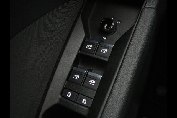 Audi Q4 e-tron 35 Launch edition Advanced 55 kWh | Warmtepomp | Stoelverwarming | Matrix LED | Carplay | Virtual Cockpit | Parkeerhulp | 19'' | Sportstoelen | Navigatie | Cruise control