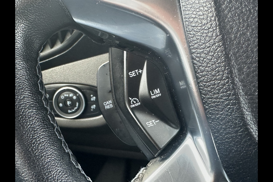 Ford Transit Connect 1.5 EcoBlue 120 PK AUTOMAAT L2 ACTIVE / L2H1 / CAMERA / STOELVERW / 17 INCH / ECC / CRUISE / STOELVERW.