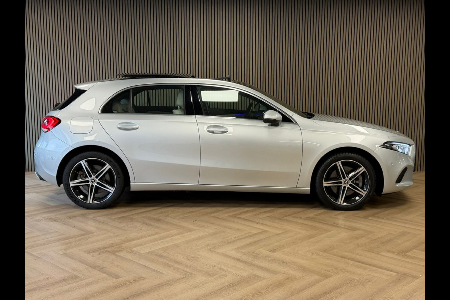 Mercedes-Benz A-Klasse 250e PLUG-IN Business Luxury AUT. PANORAMADAK CAMERA CRUISE SFEERVERLICHTING KEYLESS-GO STOELVERWARMING