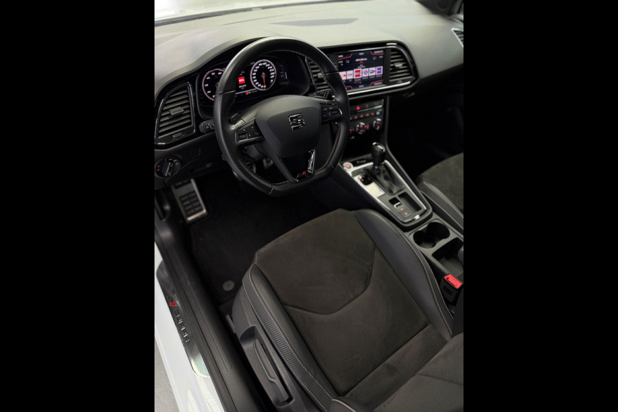 Seat Leon 2.0 TSI CUPRA 300 Panorama CarPlay