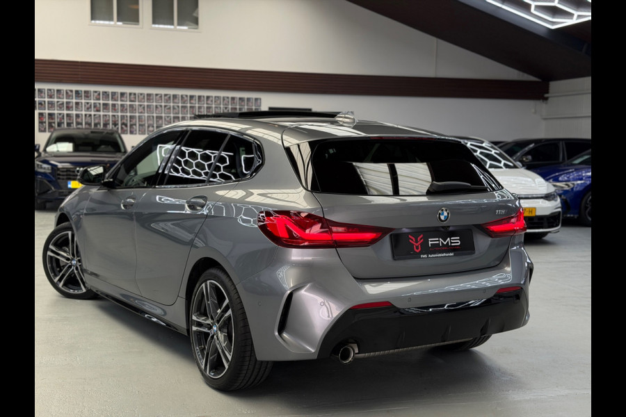 BMW 1-serie 118i M-Pakket CarPlay Panorama