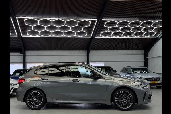BMW 1-serie 118i M-Pakket CarPlay Panorama