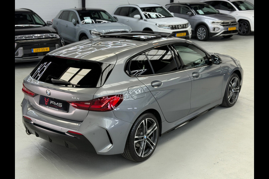 BMW 1-serie 118i M-Pakket CarPlay Panorama