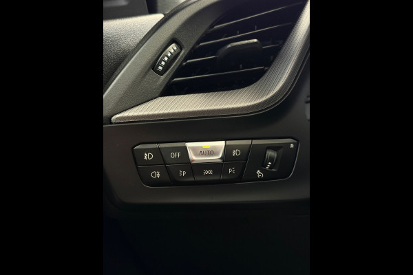 BMW 1-serie 118i M-Pakket CarPlay Panorama