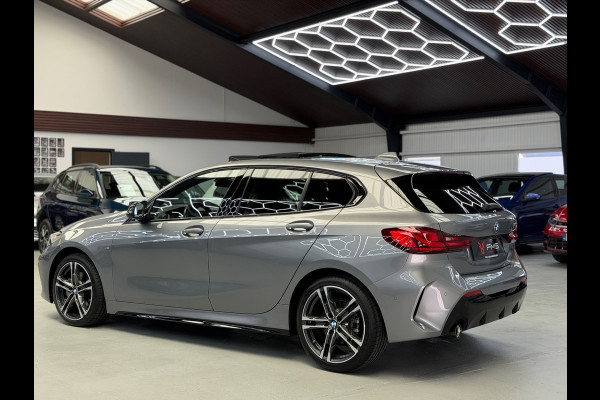 BMW 1-serie 118i M-Pakket CarPlay Panorama